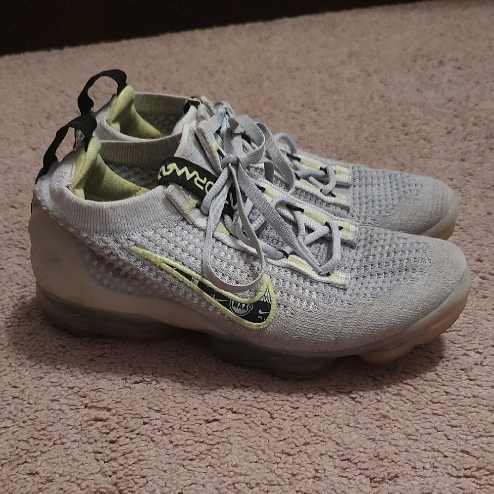 Nike Air VaporMax Flyknit Sneakers